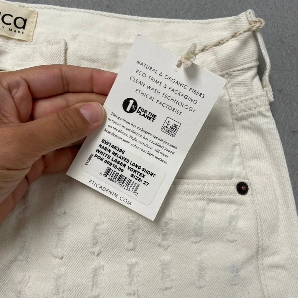 Etica Narin Relaxed Long Short Womens 27 4 White Laser Vortex Distressed New